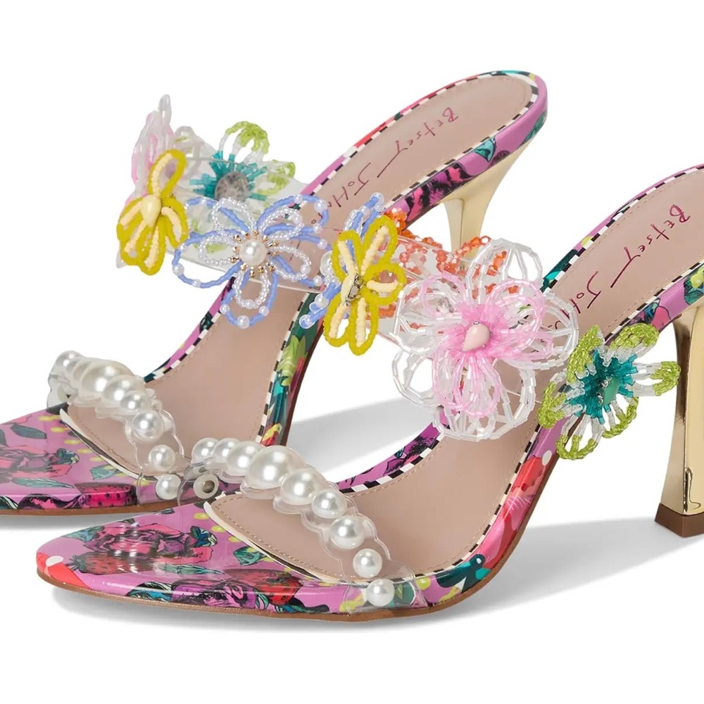 🆕Betsey Johnson GOLDIEE Bright Beaded Floral Heels